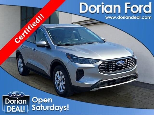 2023 Ford Escape Active — photo 1 of 13