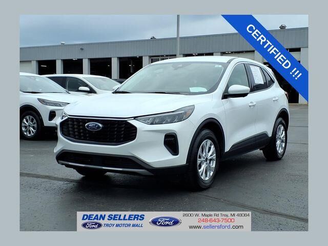 2023 Ford Escape Active — photo 1 of 24