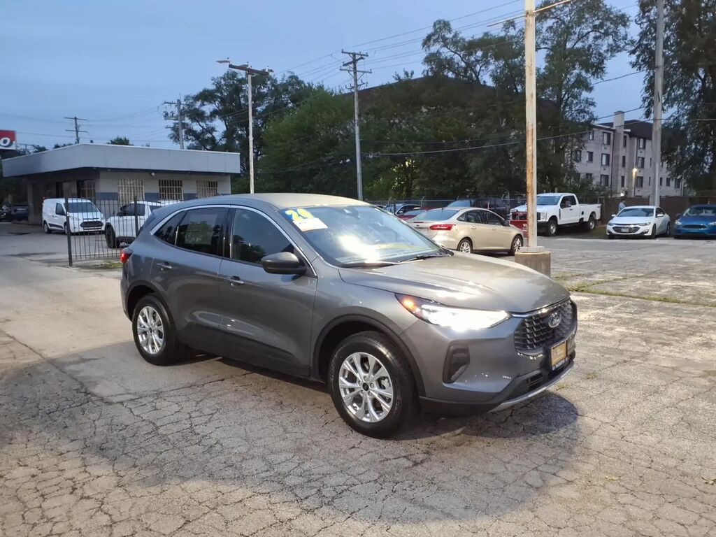 2024 Ford Escape Active — photo 1 of 13