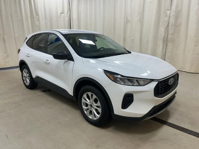 2025 Ford Escape Active — photo 1 of 13