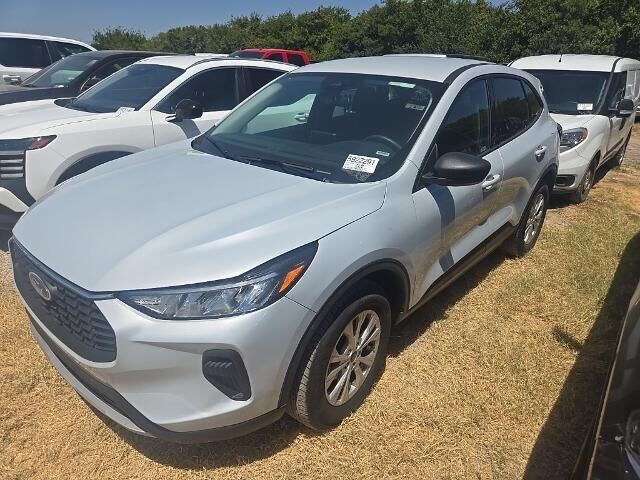 2025 Ford Escape Active — photo 1 of 5