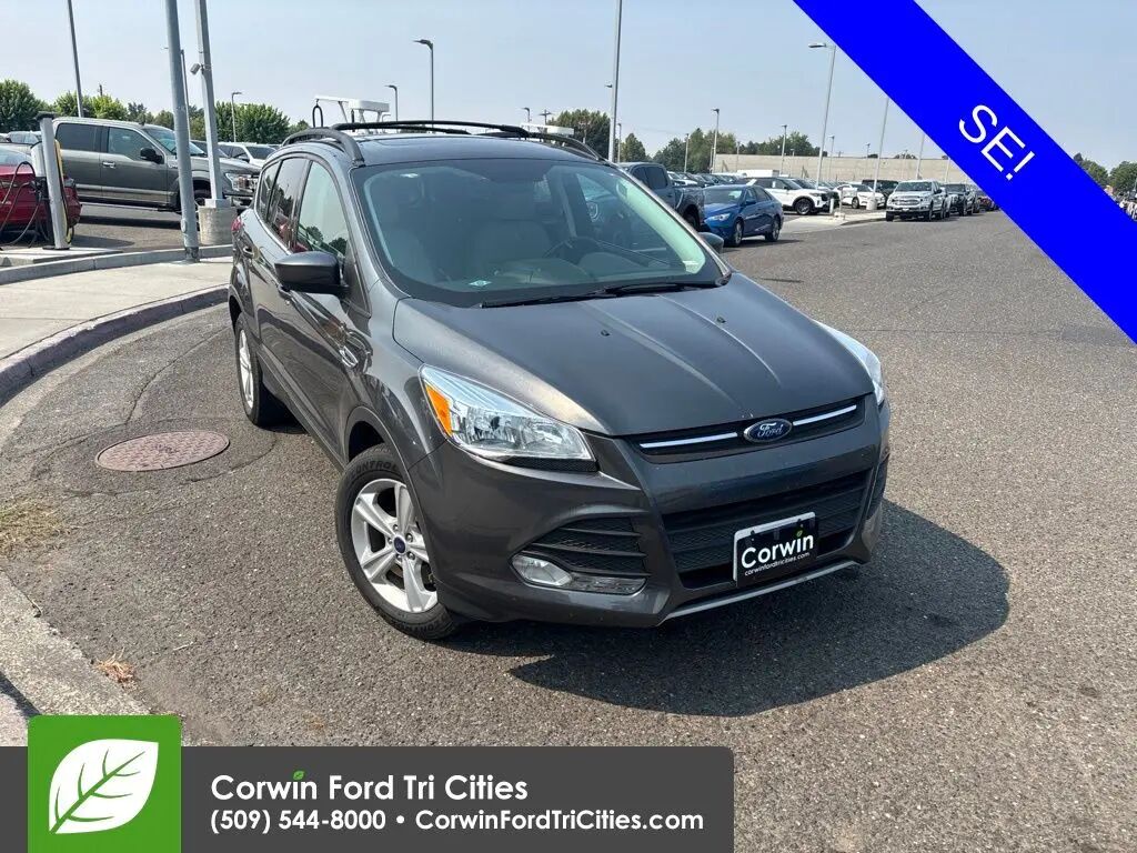 2015 Ford Escape SE — photo 1 of 3