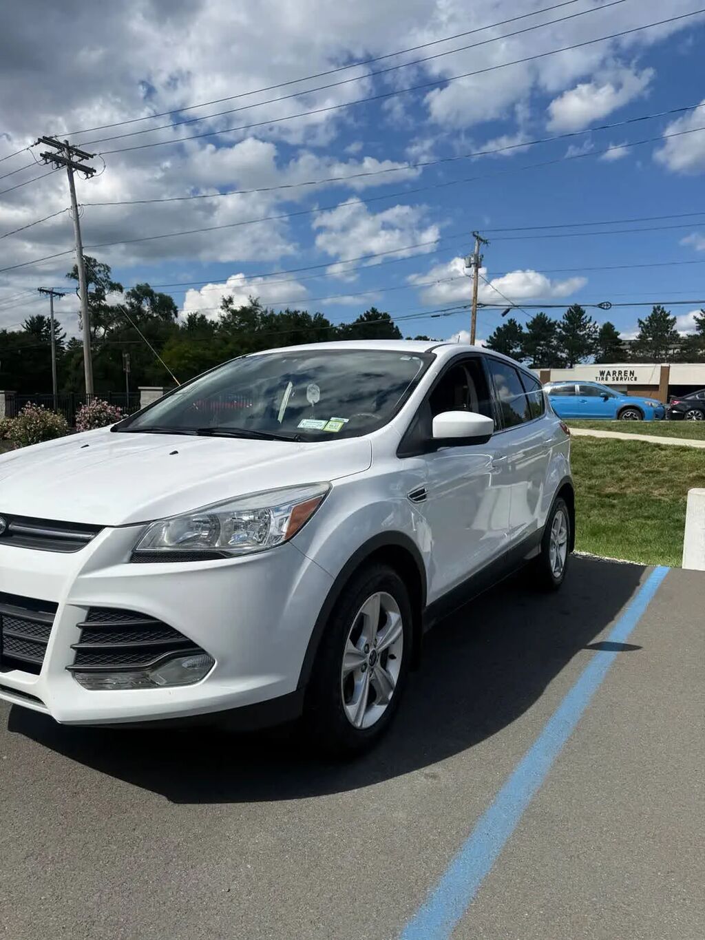 2016 Ford Escape SE — photo 1 of 19