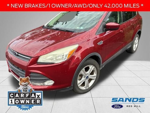 2014 Ford Escape SE — photo 1 of 9