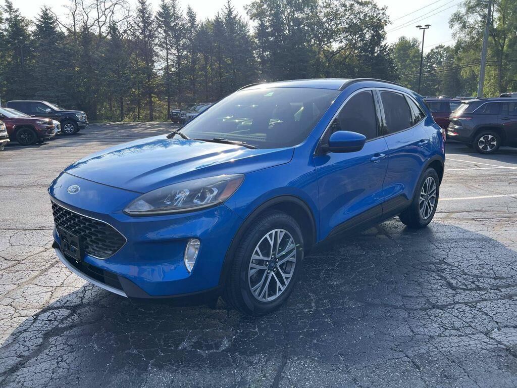 2020 Ford Escape SEL — photo 1 of 2