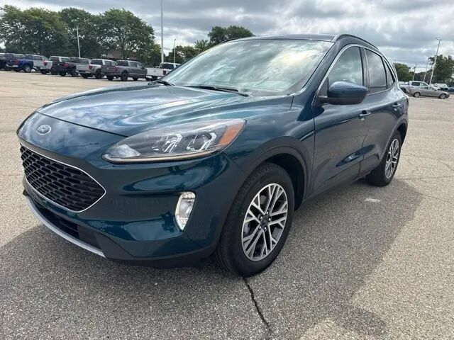 2020 Ford Escape SEL — photo 1 of 32
