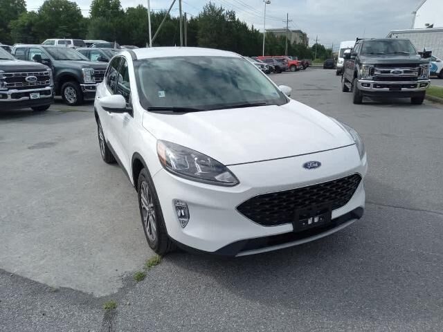 2022 Ford Escape SEL — photo 1 of 13
