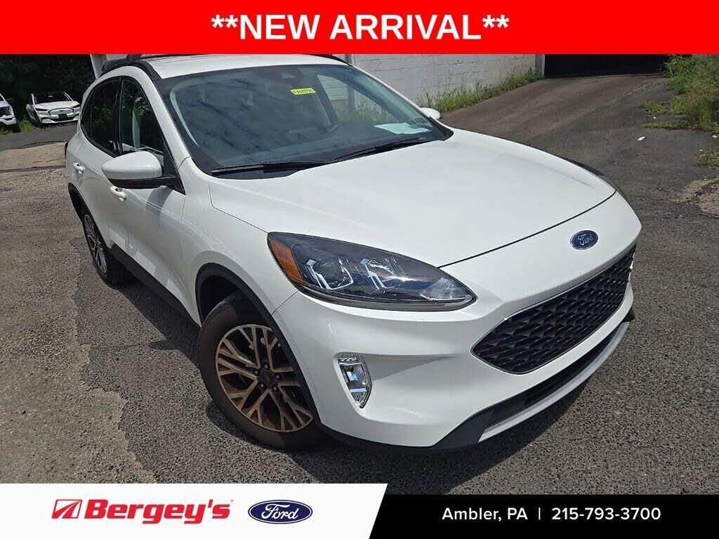 2022 Ford Escape SEL — photo 1 of 2