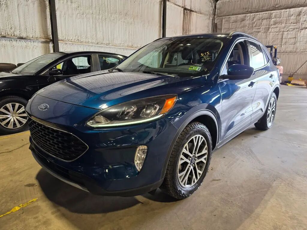 2020 Ford Escape SEL — photo 1 of 11