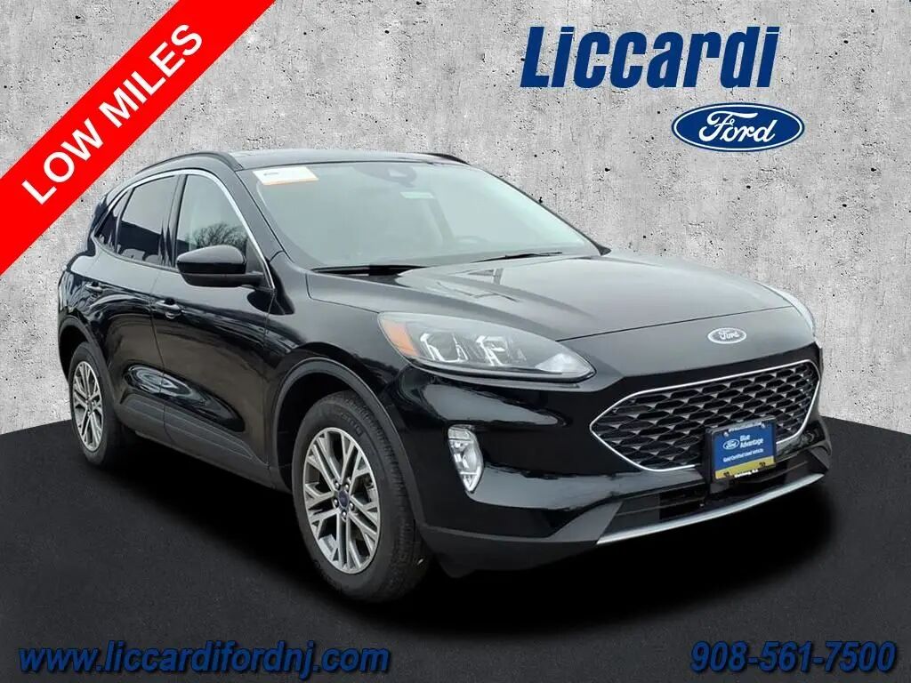 2022 Ford Escape SEL — photo 1 of 26
