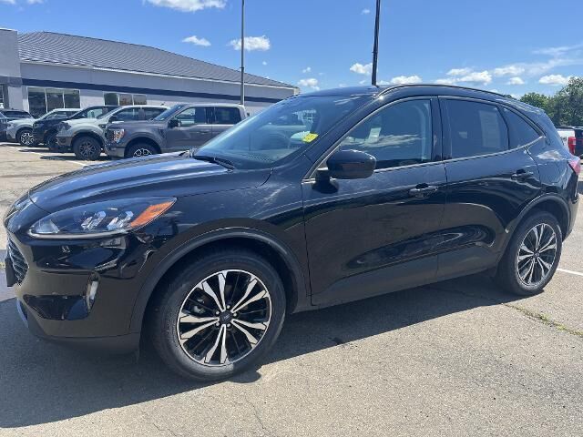 2022 Ford Escape SEL — photo 1 of 26