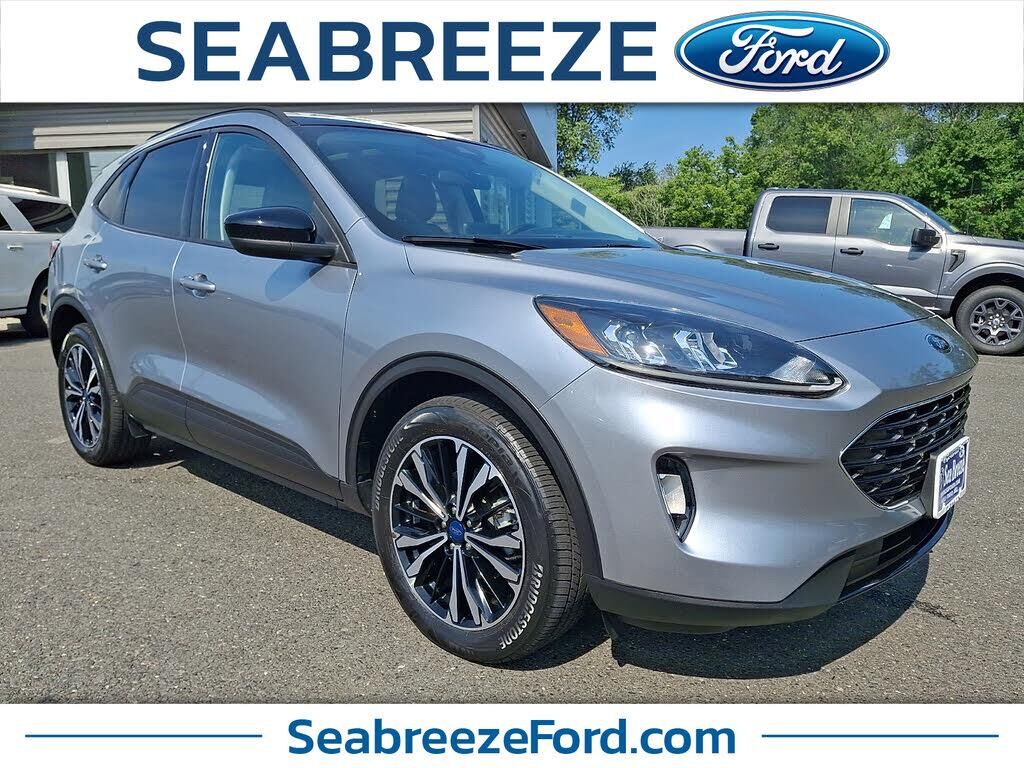 2022 Ford Escape SEL — photo 1 of 1