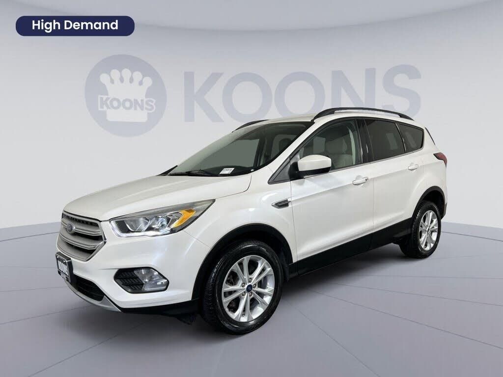 2019 Ford Escape SEL — photo 1 of 1