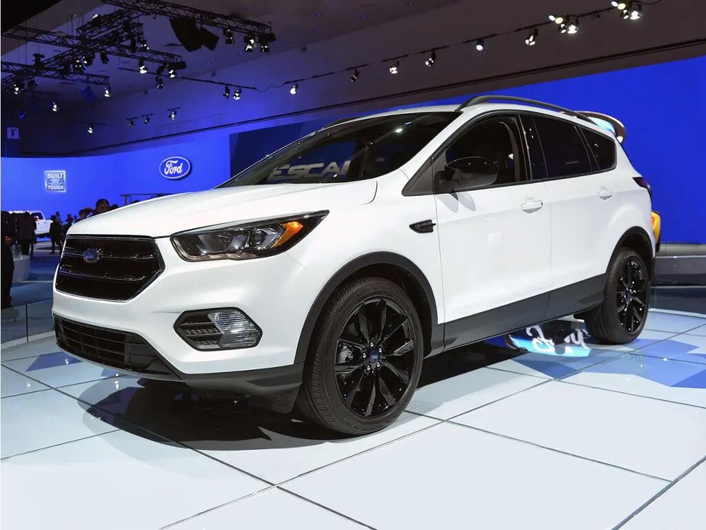 2019 Ford Escape SEL — photo 1 of 13