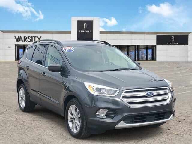 2019 Ford Escape SEL — photo 1 of 13