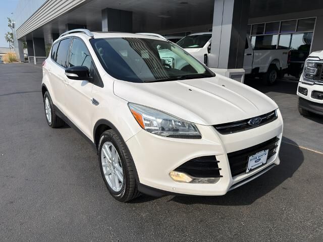 2014 Ford Escape Titanium — photo 1 of 13