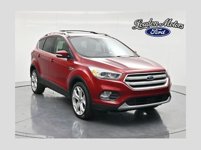2019 Ford Escape Titanium — photo 1 of 13