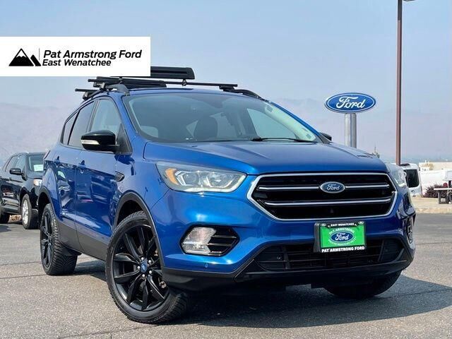 2019 Ford Escape Titanium — photo 1 of 26