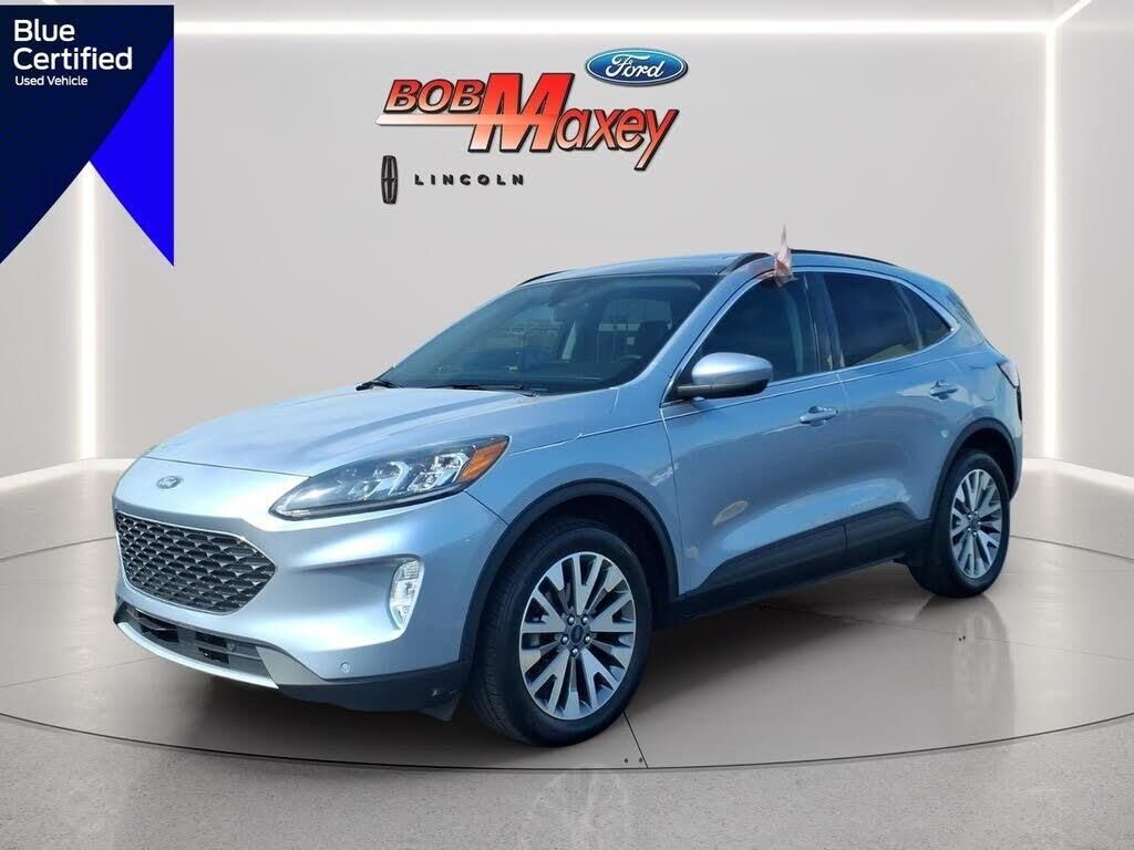 2022 Ford Escape Titanium — photo 1 of 27
