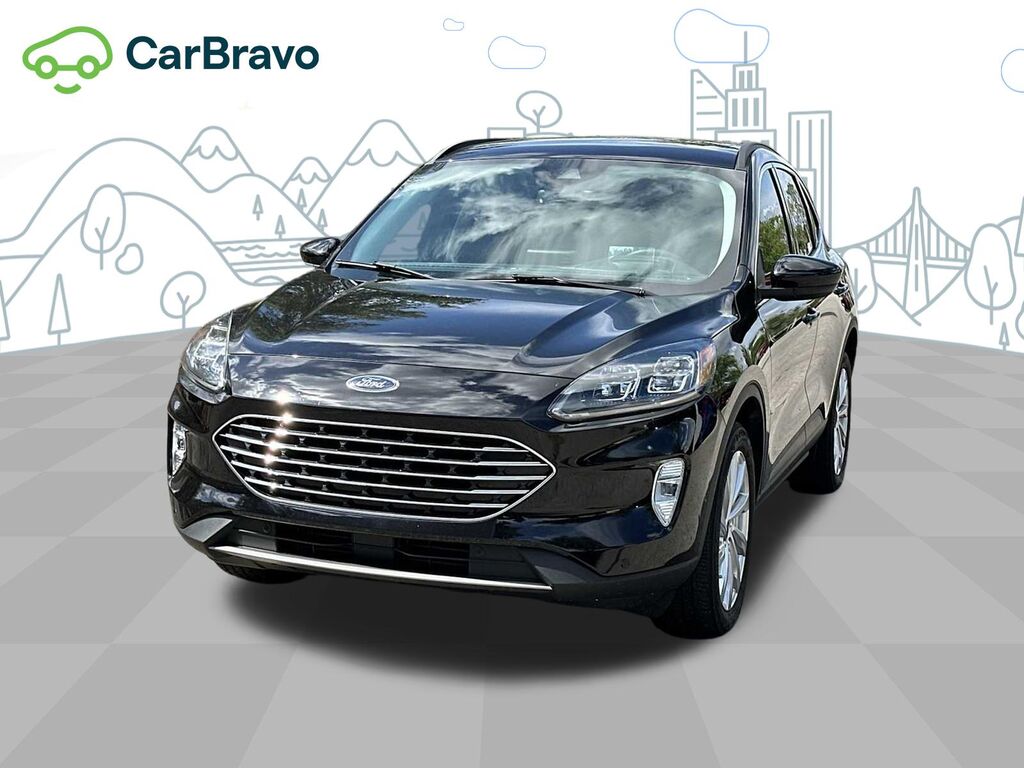2022 Ford Escape Titanium — photo 1 of 6
