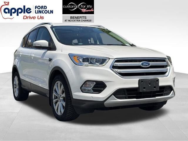 2017 Ford Escape Titanium — photo 1 of 26