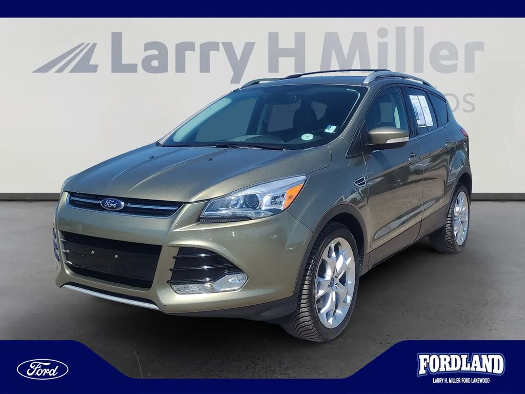 2013 Ford Escape Titanium — photo 1 of 26