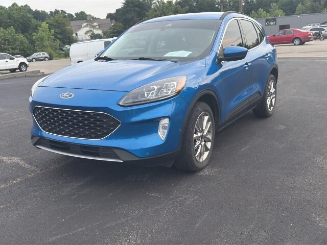 2021 Ford Escape Titanium — photo 1 of 26