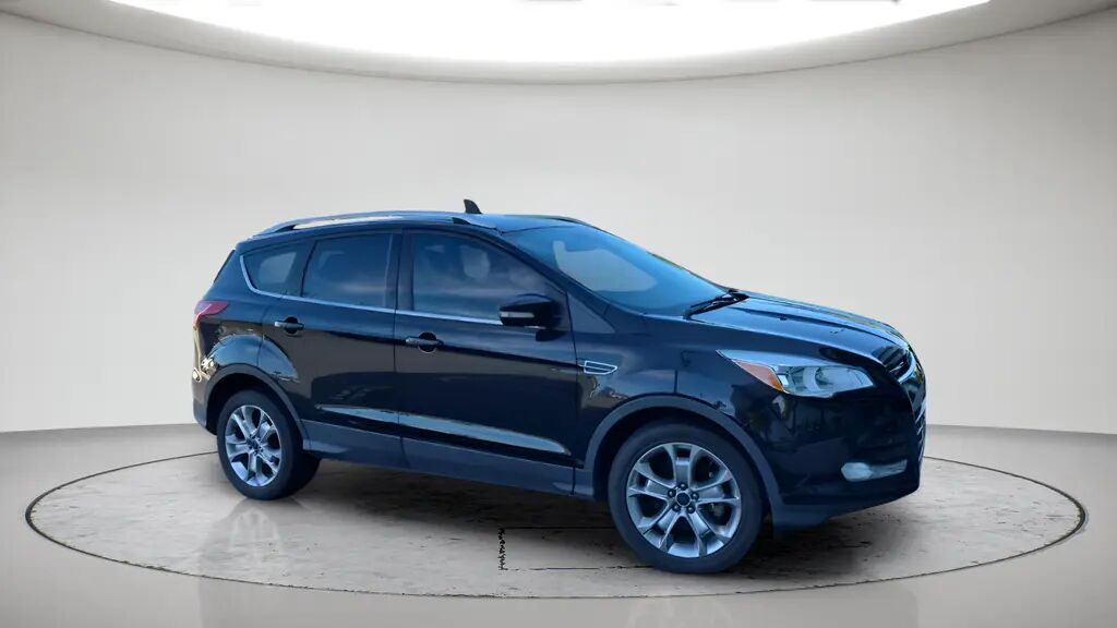 2014 Ford Escape Titanium — photo 1 of 16