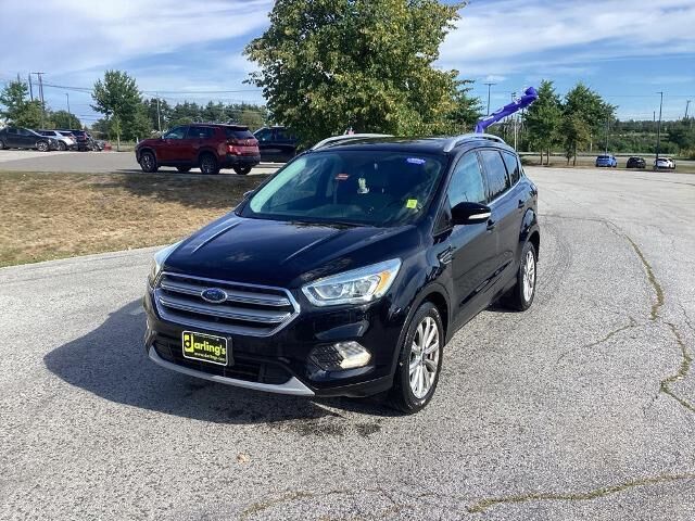 2017 Ford Escape Titanium — photo 1 of 10