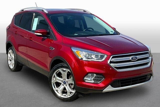 2018 Ford Escape Titanium — photo 1 of 1