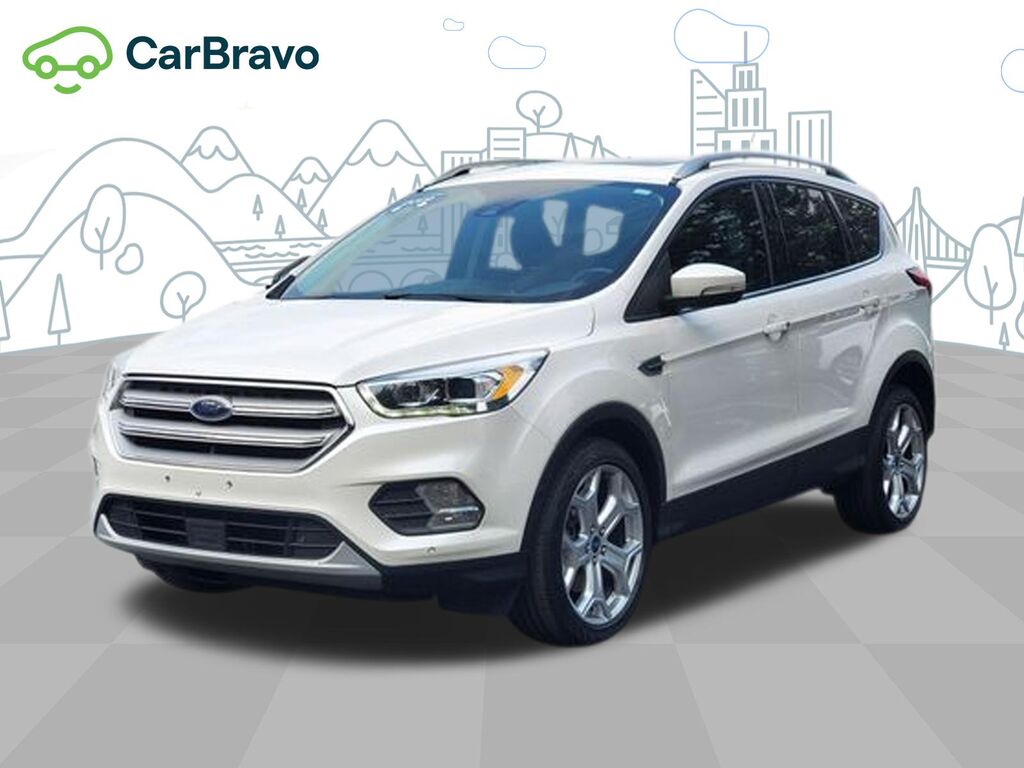 2019 Ford Escape Titanium — photo 1 of 6