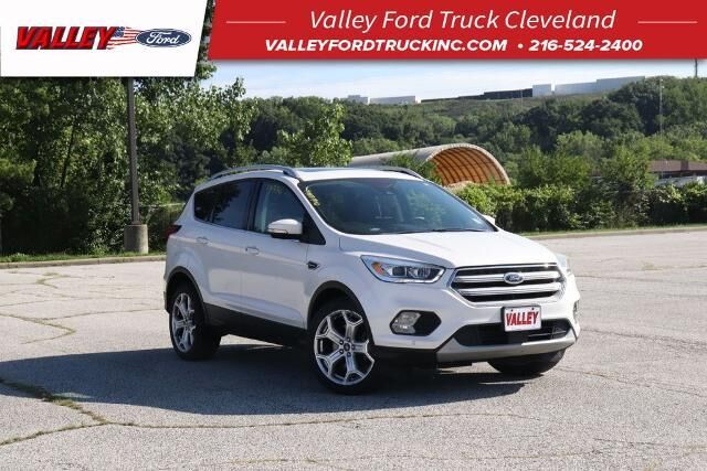 2019 Ford Escape Titanium — photo 1 of 39