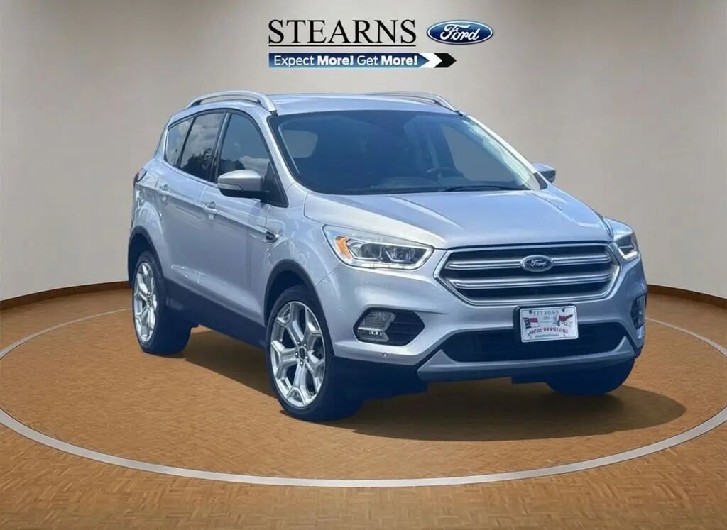 2019 Ford Escape Titanium — photo 1 of 13