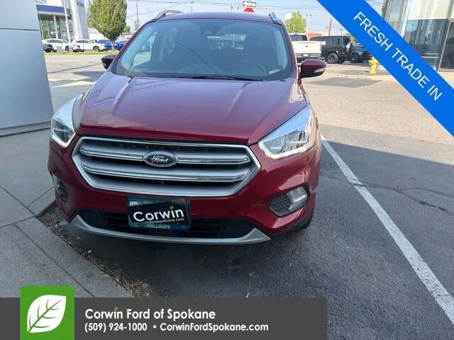 2019 Ford Escape Titanium — photo 1 of 26