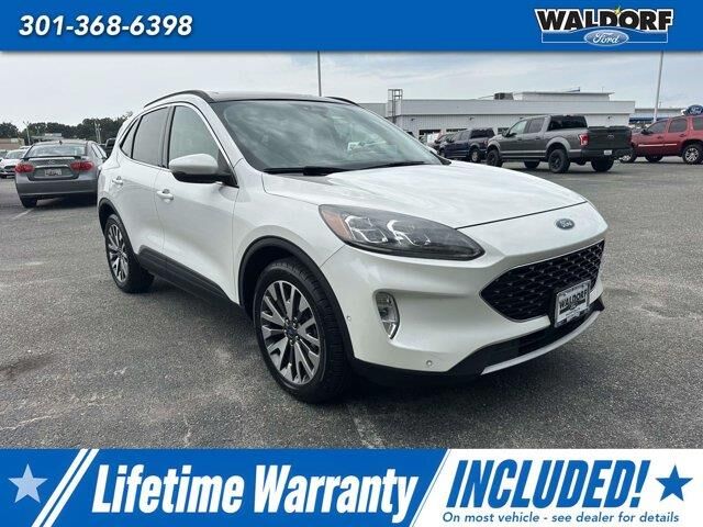 2020 Ford Escape Titanium — photo 1 of 26