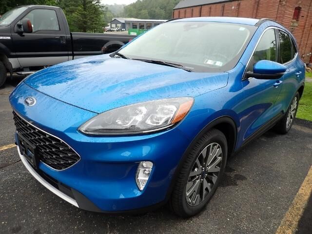 2020 Ford Escape Titanium — photo 1 of 26