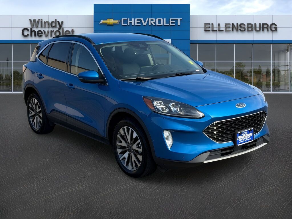 2020 Ford Escape — photo 1 of 13