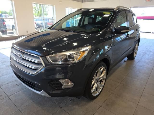 2019 Ford Escape Titanium — photo 1 of 13