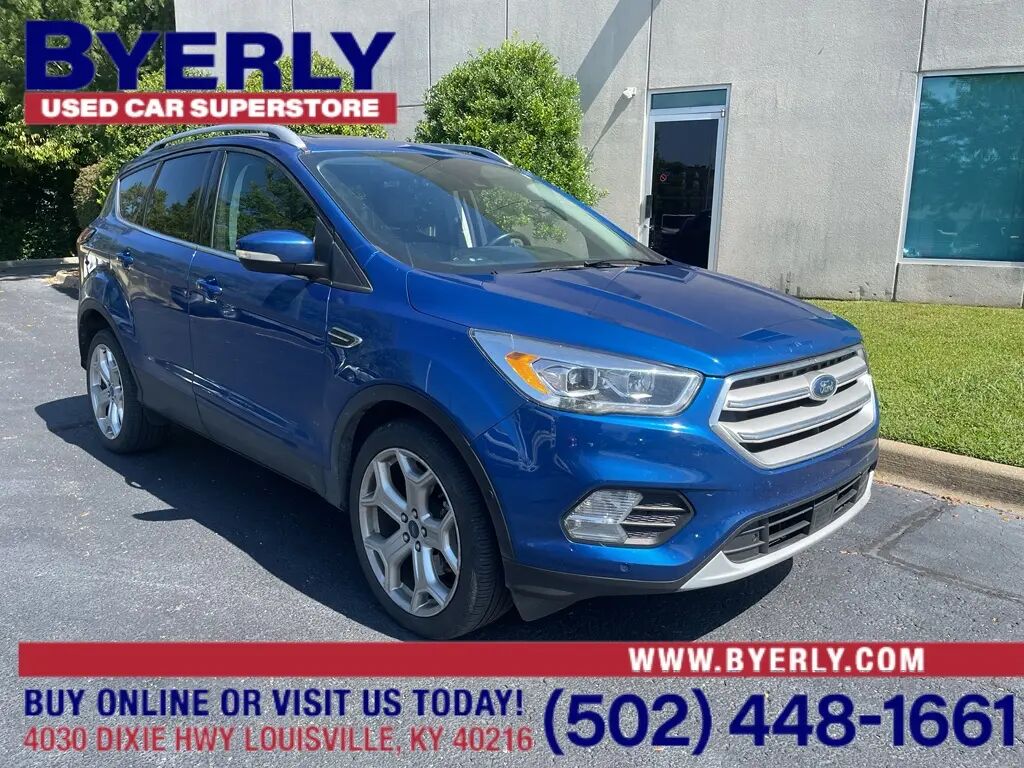 2019 Ford Escape Titanium — photo 1 of 10