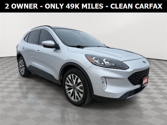 2020 Ford Escape Titanium — photo 1 of 13