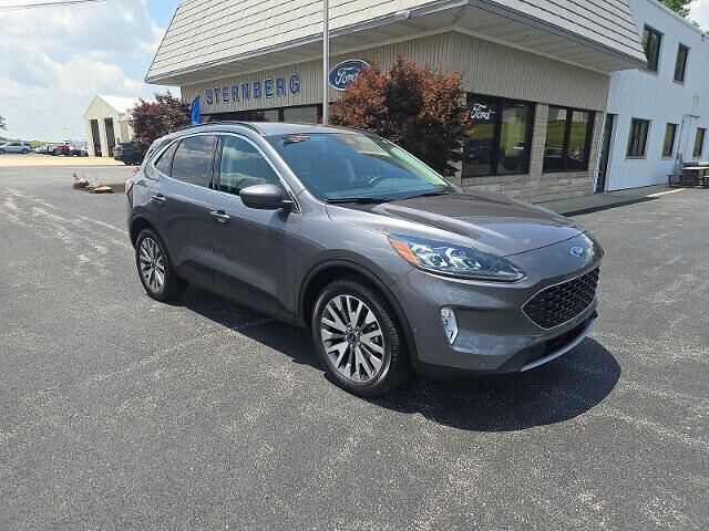 2021 Ford Escape Titanium — photo 1 of 13