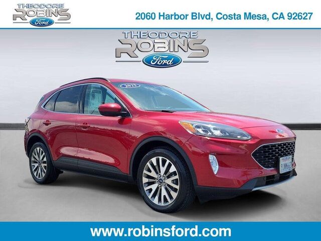 2022 Ford Escape Titanium