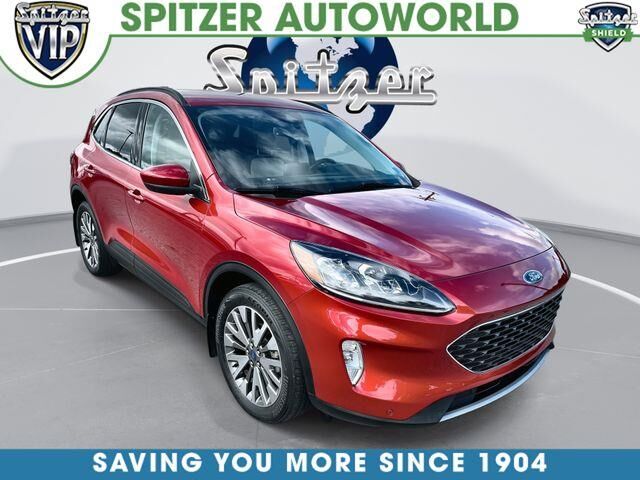 2022 Ford Escape Titanium