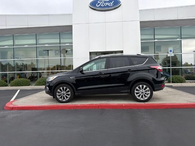 2017 Ford Escape Titanium — photo 1 of 13