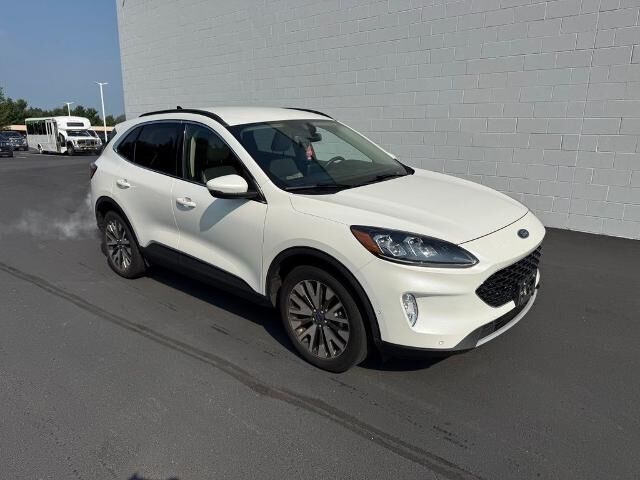 2020 Ford Escape Titanium — photo 1 of 26