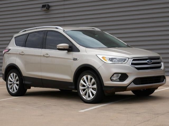 2017 Ford Escape Titanium — photo 1 of 26