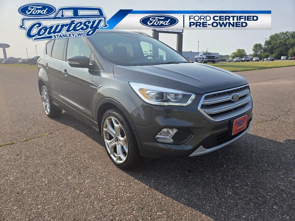 2019 Ford Escape Titanium — photo 1 of 13