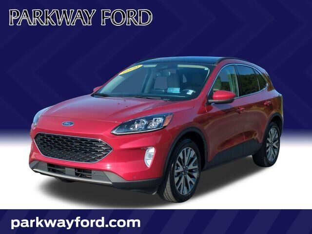 2020 Ford Escape Titanium — photo 1 of 39