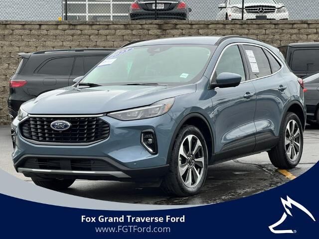 2023 Ford Escape Platinum