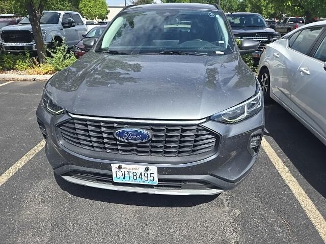 2025 Ford Escape Platinum — photo 1 of 26